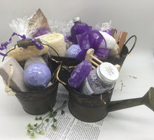 Load image into Gallery viewer, Lavender Garden Bath Set