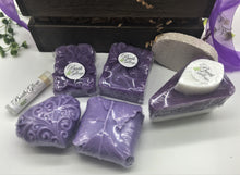 Load image into Gallery viewer, Deluxe Lavender Spa Crate