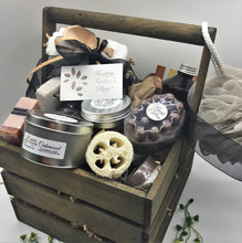 Load image into Gallery viewer, Cedarwood Crate Collective