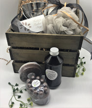 Load image into Gallery viewer, Cedarwood Crate Collective