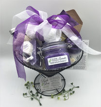 Load image into Gallery viewer, Lavender Wire Cone