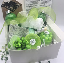 Load image into Gallery viewer, Pamper Bath Box (Eucalyptus)