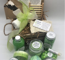 Load image into Gallery viewer, Eucalyptus Wood Crate Set