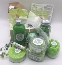 Load image into Gallery viewer, Wood Box Set (Eucalyptus)