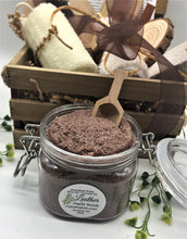 Load image into Gallery viewer, Leather Wood Crate Shower Set