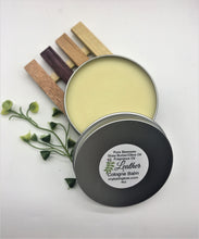 Load image into Gallery viewer, Leather Men's Crate Shower Set