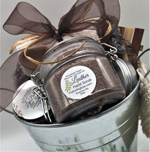 Load image into Gallery viewer, Leather Men's Bucket Shower Set