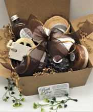 Load image into Gallery viewer, Leather Men's Shower Box Set