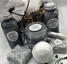 Load image into Gallery viewer, Linen Wire Basket