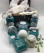 Load image into Gallery viewer, Jasmine Wood Crate Set