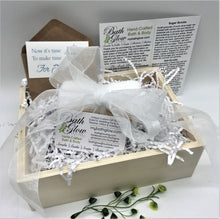 Load image into Gallery viewer, Jasmine Wood Box Set