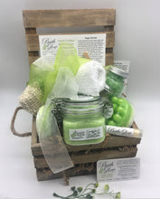 Load image into Gallery viewer, Eucalyptus Wood Crate Set