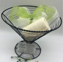 Load image into Gallery viewer, Eucalyptus Wire Cone