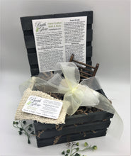 Load image into Gallery viewer, Lemon Wood Crate Set