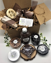 Load image into Gallery viewer, Leather Shower Box Set