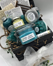 Load image into Gallery viewer, Jasmine Wood Crate Set