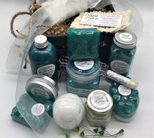 Load image into Gallery viewer, Jasmine Wood Crate Set