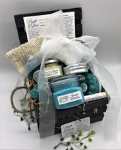 Load image into Gallery viewer, Wood Crate Set (Jasmine)