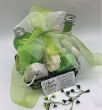 Load image into Gallery viewer, Eucalyptus Wire Basket Set