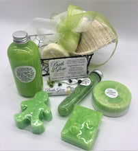 Load image into Gallery viewer, Eucalyptus Wire Basket Set