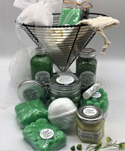 Load image into Gallery viewer, Martini Basket (Sage)