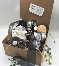 Load image into Gallery viewer, Cedarwood Men's Shower Box